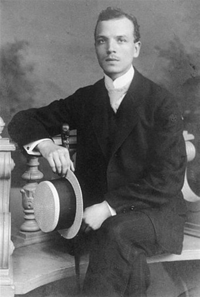 Meyer, Ernst (10 Temmuz 1887 - 2 Şubat 1930)